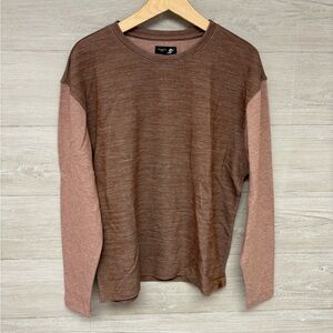 | Fundamental Coast | long sleeve shirt. Size XL.